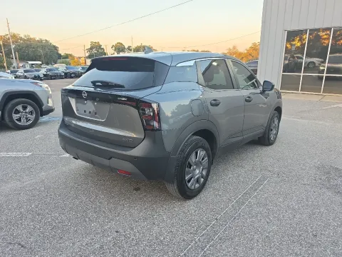 Photos of 2025 Nissan Kicks S for sale in Seffner, FL at Evo Motors