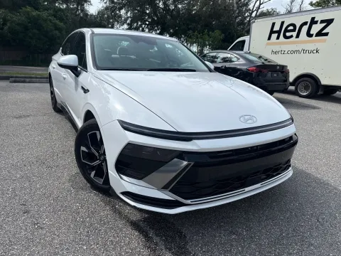 More photos of 2025 Hyundai Sonata SEL at Evo Motors, FL
