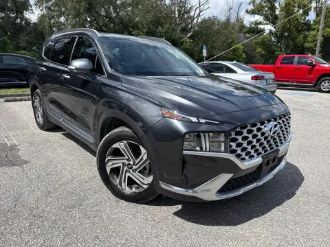 More photos of 2023 Hyundai Santa Fe SEL at Evo Motors, FL