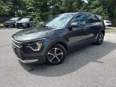 Another view of 2025 Kia Niro LX for sale in Seffner, FL at Evo Motors