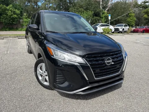 More photos of 2022 Nissan Kicks S at Evo Motors, FL