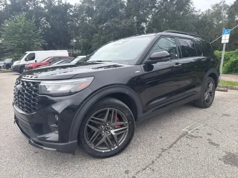 Another view of 2025 Ford Explorer ST-Line for sale in Seffner, FL at Evo Motors