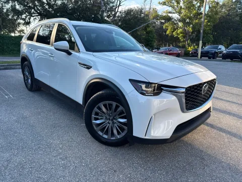 More photos of 2025 Mazda CX-90 Select Package at Evo Motors, FL