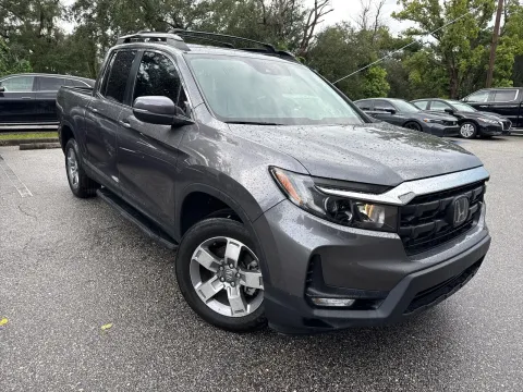 More photos of 2025 Honda Ridgeline RTL at Evo Motors, FL
