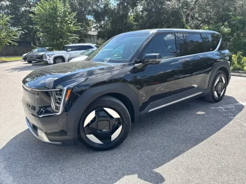 Another view of 2026 Kia EV9 Light Long Range for sale in Seffner, FL at Evo Motors