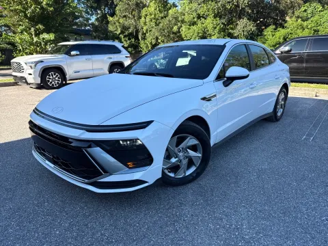 Photos of 2026 Hyundai Sonata SE for sale in Seffner, FL at Evo Motors