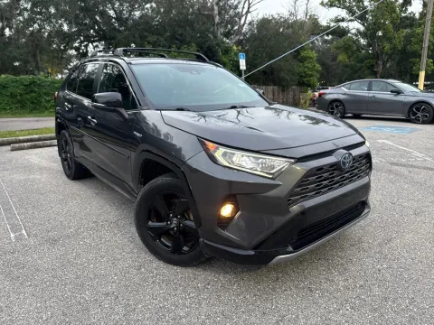More photos of 2020 Toyota RAV4 Hybrid XSE at Evo Motors, FL