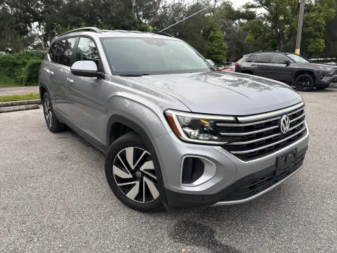 More photos of 2025 Volkswagen Atlas 2.0T SE w/Technology at Evo Motors, FL