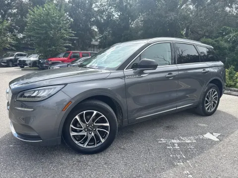 More photos of 2022 Lincoln Corsair Standard at Evo Motors, FL