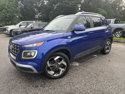 Another view of 2022 Hyundai Venue Limited for sale in Seffner, FL at Evo Motors