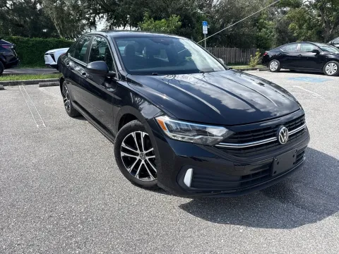 More photos of 2023 Volkswagen Jetta Sport at Evo Motors, FL