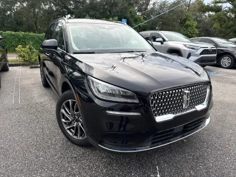 More photos of 2022 Lincoln Corsair Standard at Evo Motors, FL