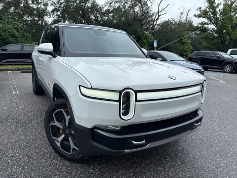 More photos of 2024 Rivian R1S Adventure QUAD-MOTOR at Evo Motors, FL