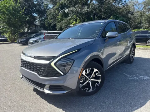 Photos of 2024 Kia Sportage EX for sale in Seffner, FL at Evo Motors