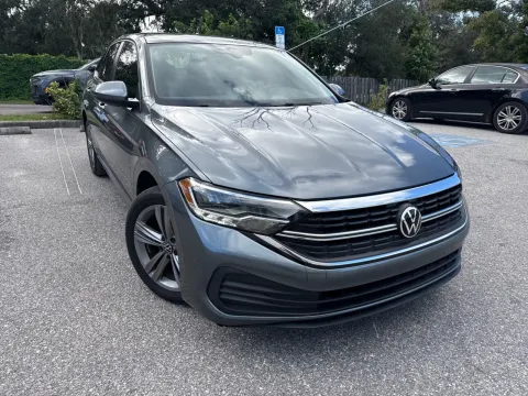 More photos of 2024 Volkswagen Jetta SE at Evo Motors, FL