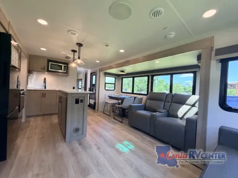 More photos of 2026 Forest River ROCKWOOD ULTRA LITE 2906RL at Cenla RV Center - Alexandria, LA