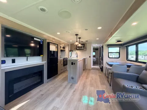 Another view of 2026 Forest River ROCKWOOD ULTRA LITE 2906RL for sale in Alexandria, LA at Cenla RV Center - Alexandria