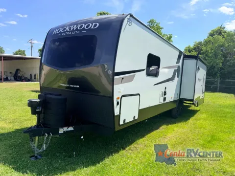 White 2026 Forest River ROCKWOOD ULTRA LITE 2906RL for sale in Alexandria, LA