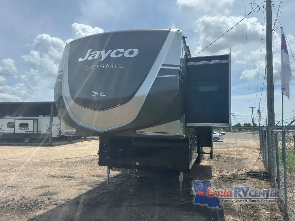 Silver 2026 Jayco SEISMIC 399 for sale in Alexandria, LA