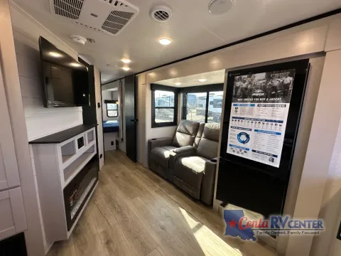 More photos of 2026 Jayco JAY FEATHER 24FK at Cenla RV Center - Alexandria, LA