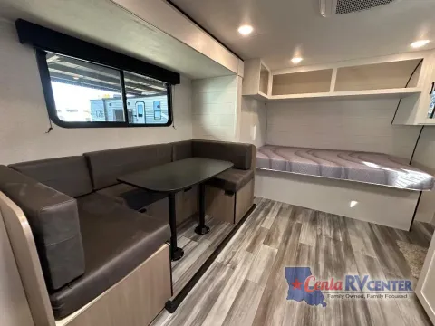 More photos of 2026 Jayco JAY FLIGHT SLX 178DBS at Cenla RV Center - Alexandria, LA