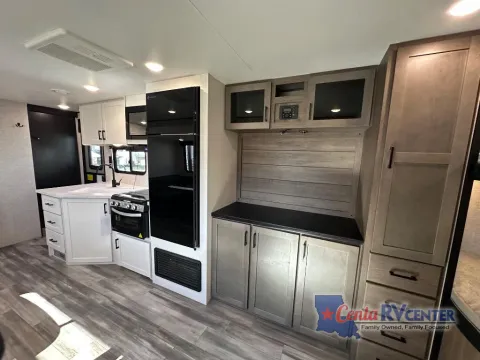More photos of 2026 Jayco JAY FLIGHT SLX 284BHS at Cenla RV Center - Alexandria, LA
