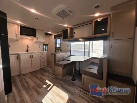More photos of 2026 Jayco JAY FLIGHT SLX 265BHS at Cenla RV Center - Alexandria, LA