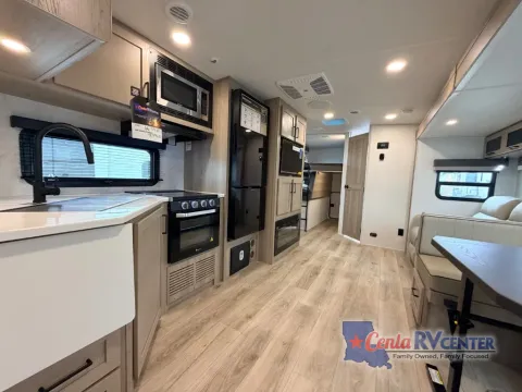 More photos of 2026 Forest River ROCKWOOD ULTRA LITE 2706BH at Cenla RV Center - Alexandria, LA