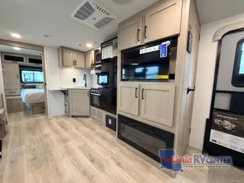 More photos of 2026 Forest River ROCKWOOD ULTRA LITE 2706BH at Cenla RV Center - Alexandria, LA