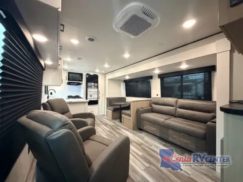 More photos of 2026 Jayco JAY FLIGHT SLX 290RKS at Cenla RV Center - Alexandria, LA