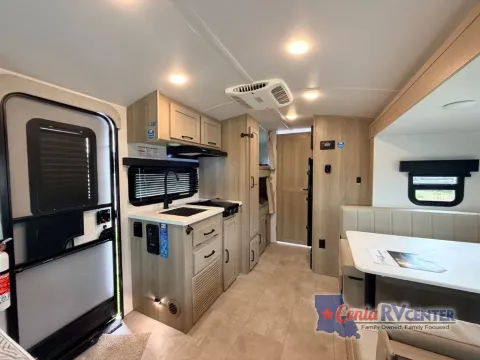 More photos of 2025 Forest River ROCKWOOD GEO PRO G20BH at Cenla RV Center - Alexandria, LA