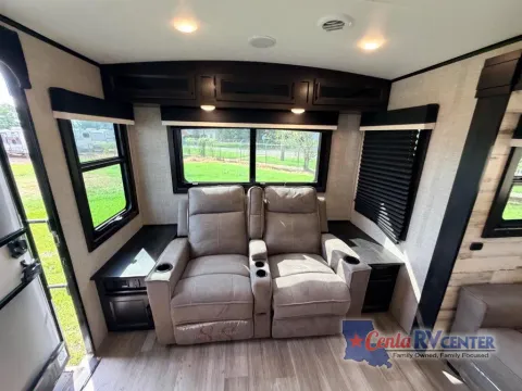 More photos of 2022 Jayco WHITE HAWK 29RL at Cenla RV Center - Alexandria, LA
