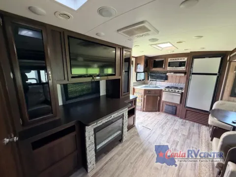 Another view of 2020 Jayco WHITE HAWK 26RK for sale in Alexandria, LA at Cenla RV Center - Alexandria