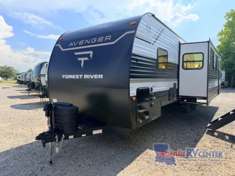 White 2027 Forest River AVENGER 30PO for sale in Alexandria, LA