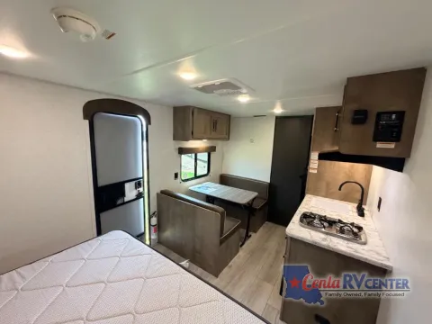 Photos of 2025 Keystone RV SPRINGDALE 1700FQ for sale in Alexandria, LA at Cenla RV Center - Alexandria
