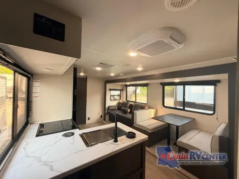 Photos of 2027 Forest River AVENGER 28QBS for sale in Alexandria, LA at Cenla RV Center - Alexandria