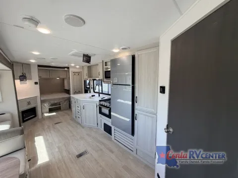 Another view of 2027 Coachmen RV CATALINA LEGACY 243RBSLE for sale in Alexandria, LA at Cenla RV Center - Alexandria