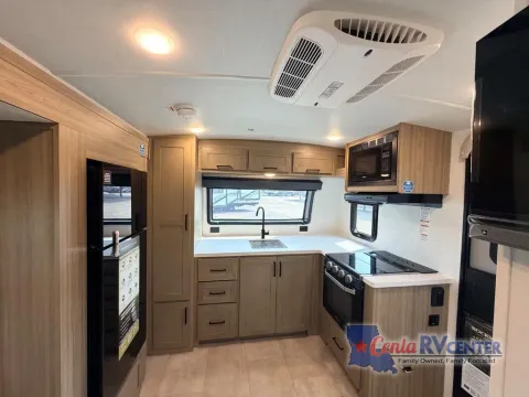 Photos of 2027 Forest River ROCKWOOD GEO LITE 20FKS for sale in Alexandria, LA at Cenla RV Center - Alexandria