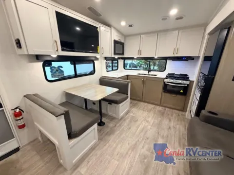 Another view of 2027 Jayco EAGLE SLE 24MLE for sale in Alexandria, LA at Cenla RV Center - Alexandria
