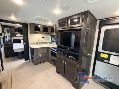Another view of 2020 Jayco JAY FEATHER 22RB for sale in Alexandria, LA at Cenla RV Center - Alexandria