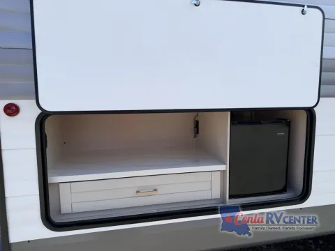 Another view of 2027 Jayco JAY FLIGHT SLX 261BHS for sale in Alexandria, LA at Cenla RV Center - Alexandria