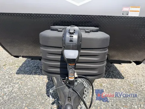 Photos of 2027 Jayco JAY FLIGHT SLX 261BHS for sale in Alexandria, LA at Cenla RV Center - Alexandria