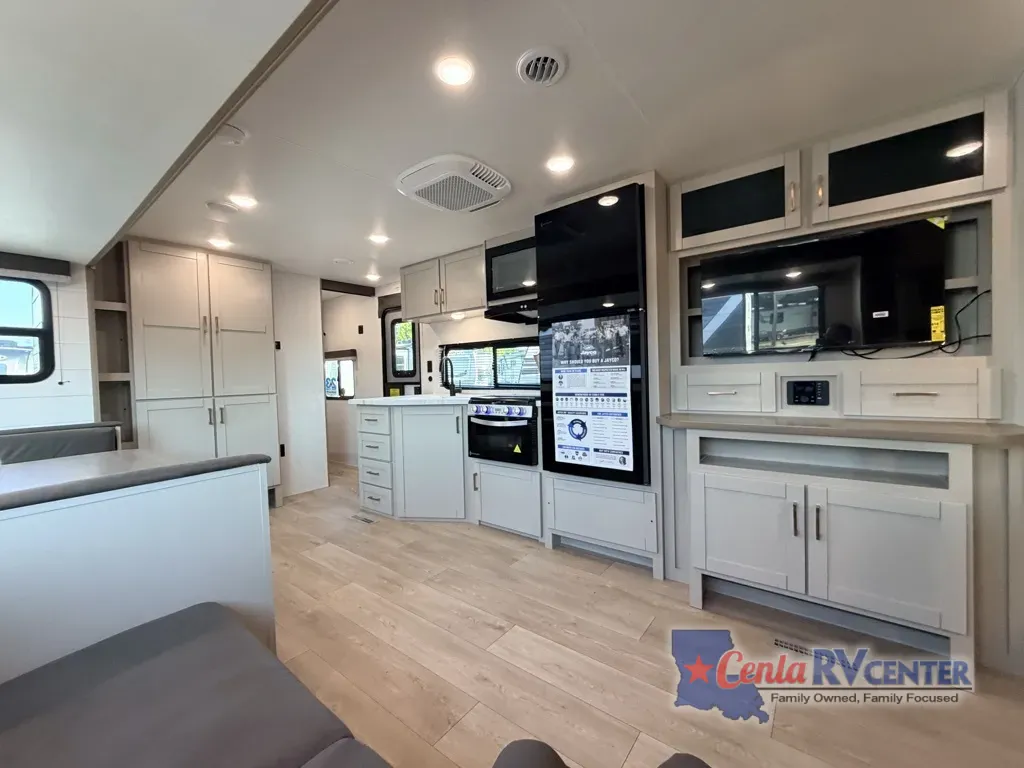More photos of 2027 Jayco JAY FLIGHT SLX 280BHS at Cenla RV Center - Alexandria, LA