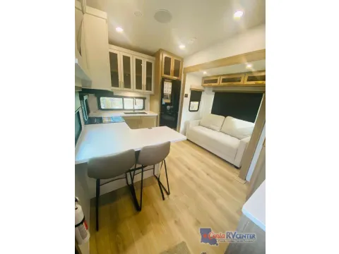 Photos of 2027 Forest River ROCKWOOD SIGNATURE 281SRK for sale in Alexandria, LA at Cenla RV Center - Alexandria