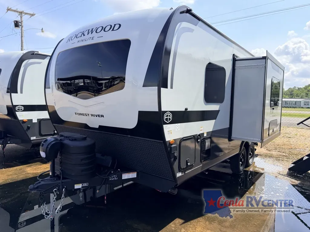 Unknown 2027 Forest River ROCKWOOD MINI 2109S for sale in Alexandria, LA