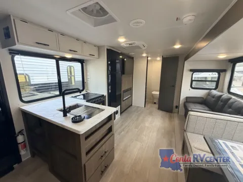 Photos of 2027 Forest River AVENGER 25RBS for sale in Alexandria, LA at Cenla RV Center - Alexandria
