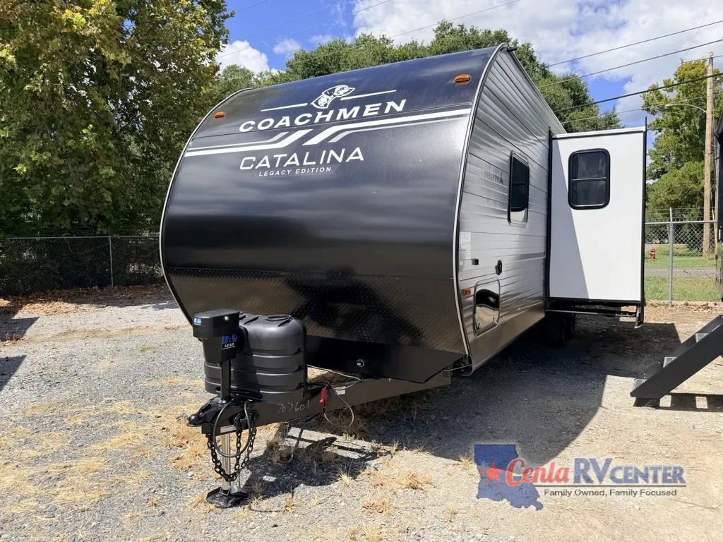 White 2027 Coachmen RV CATALINA LEGACY 273DBHCKLE for sale in Alexandria, LA