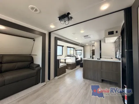 More photos of 2027 Forest River AVENGER 30PO at Cenla RV Center - Alexandria, LA
