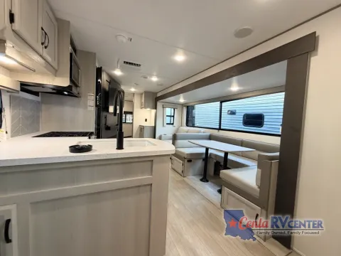 Another view of 2027 Coachmen RV CATALINA LEGACY 323BHDSCKLE for sale in Alexandria, LA at Cenla RV Center - Alexandria