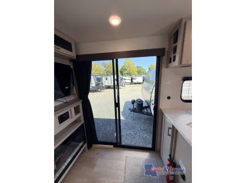 More photos of 2027 Jayco JAY FLIGHT 380DQS at Cenla RV Center - Alexandria, LA